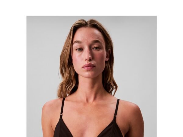 Calvin Klein Women's Triangle Cups Moderate Coverage Bra