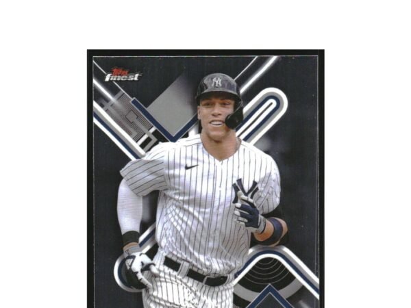 2022 Topps Finest Aaron Judge Card #74