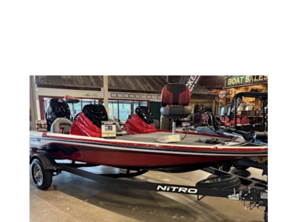 2026 NITRO Z17 Bass Boat