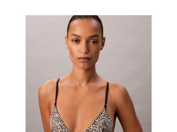 Calvin Klein Women's Triangle Cups Moderate Coverage Bra