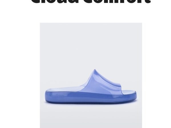 Melissa Cloud Sandal in Blue