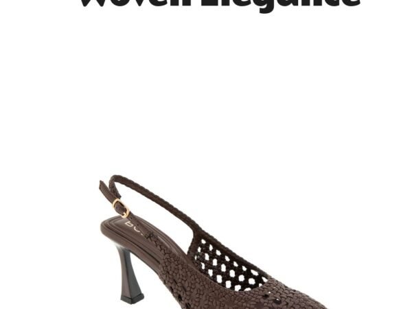 BCBG Women's Issa Woven Pump in Chicory
